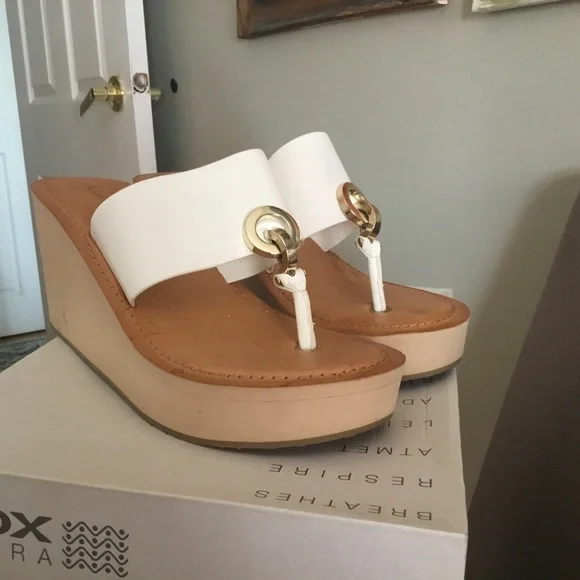 Summer Sundal - Picture 3 of 5